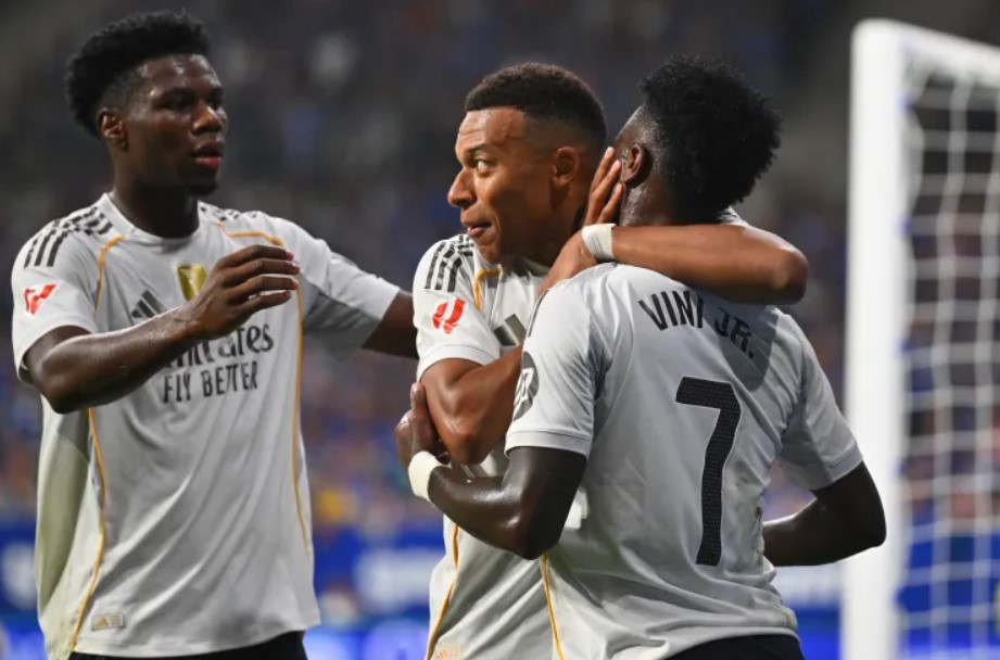 امباپه دو گل زد و رئال مادرید در لالیگا، اویدو را ۳-۰ شکست داد امباپه دو گل زد و رئال مادرید در لالیگا، اویدو را ۳-۰ شکست داد